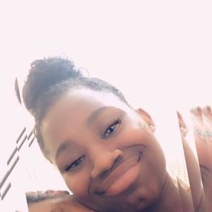 Meet your Posher, Dion